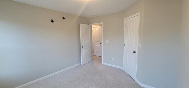 Building Photo - 110 Grand Approach Dr