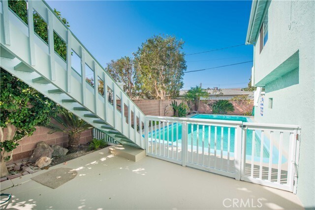 Building Photo - 2097 Orange Ave