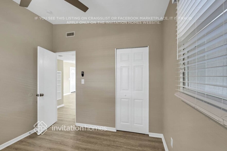 Building Photo - 5226 7th Ave N