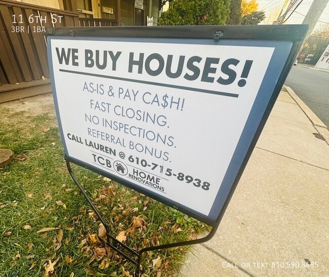 Building Photo - 11 6th St