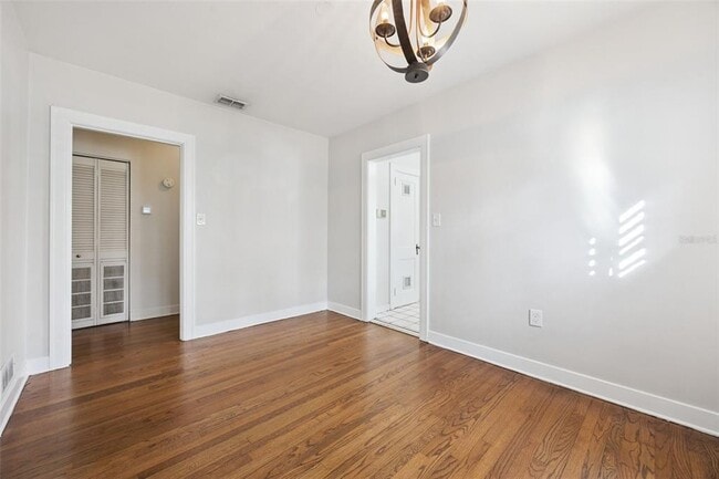 Building Photo - 1815 E Central Blvd