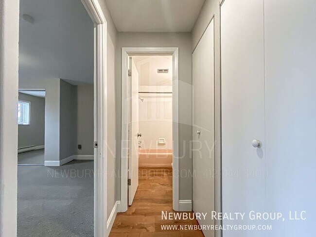 Building Photo - 1848 Chessland St