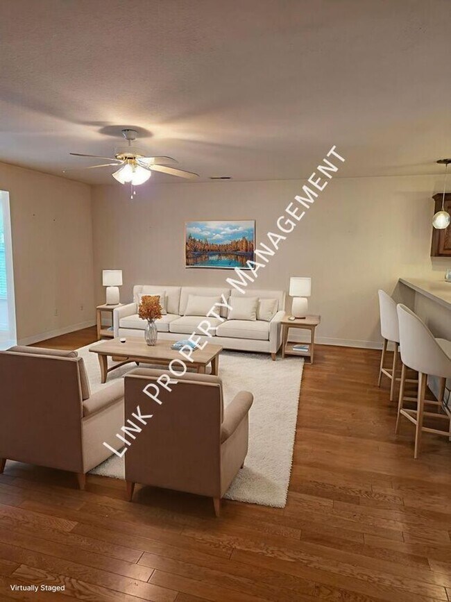 Building Photo - Beautiful 2 bedroom 2 full bath Condo near Missionary Ridge with garage, washer and dryer and gas...