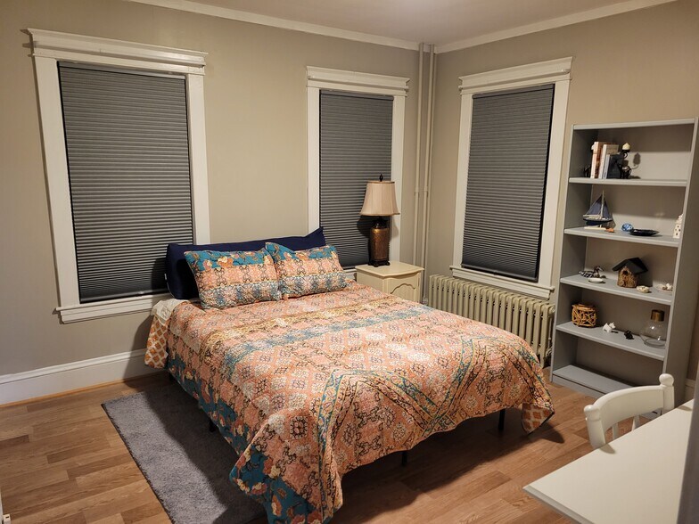 Bedroom - 131 Northern Ave