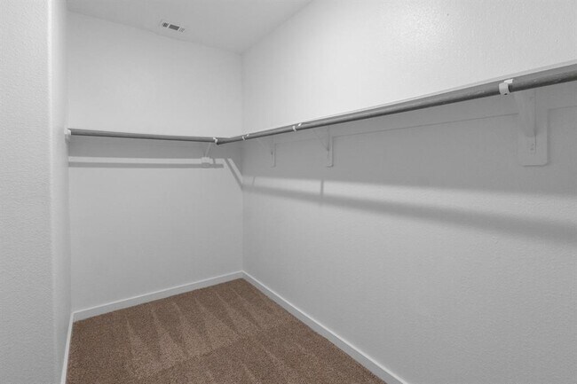 Building Photo - 2507 Chivalry Ln