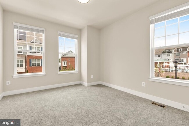 Building Photo - 7916a Potter Pl