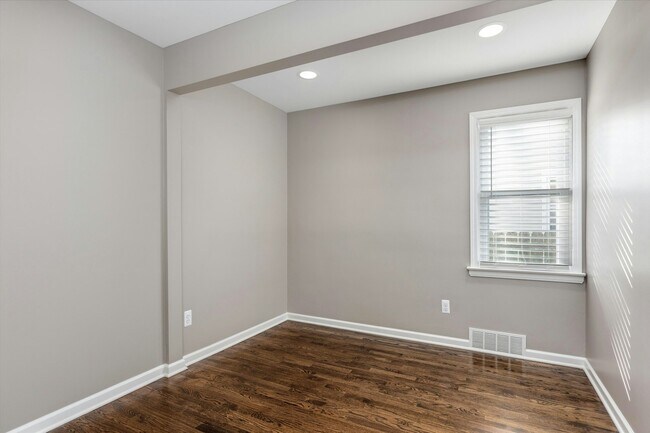 Building Photo - 1397 Leroy St