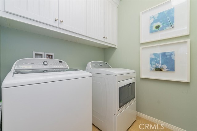 Building Photo - 70 Cipresso