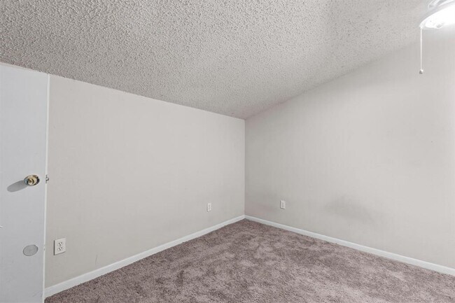Building Photo - 2510 San Gabriel St