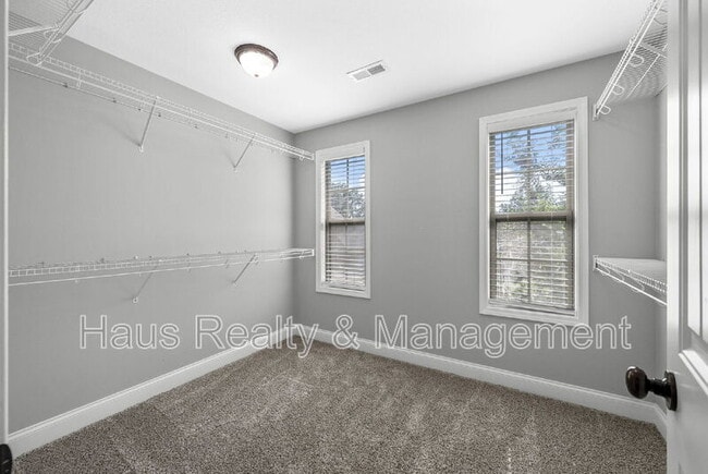 Building Photo - 150 Sycamore Hill Dr