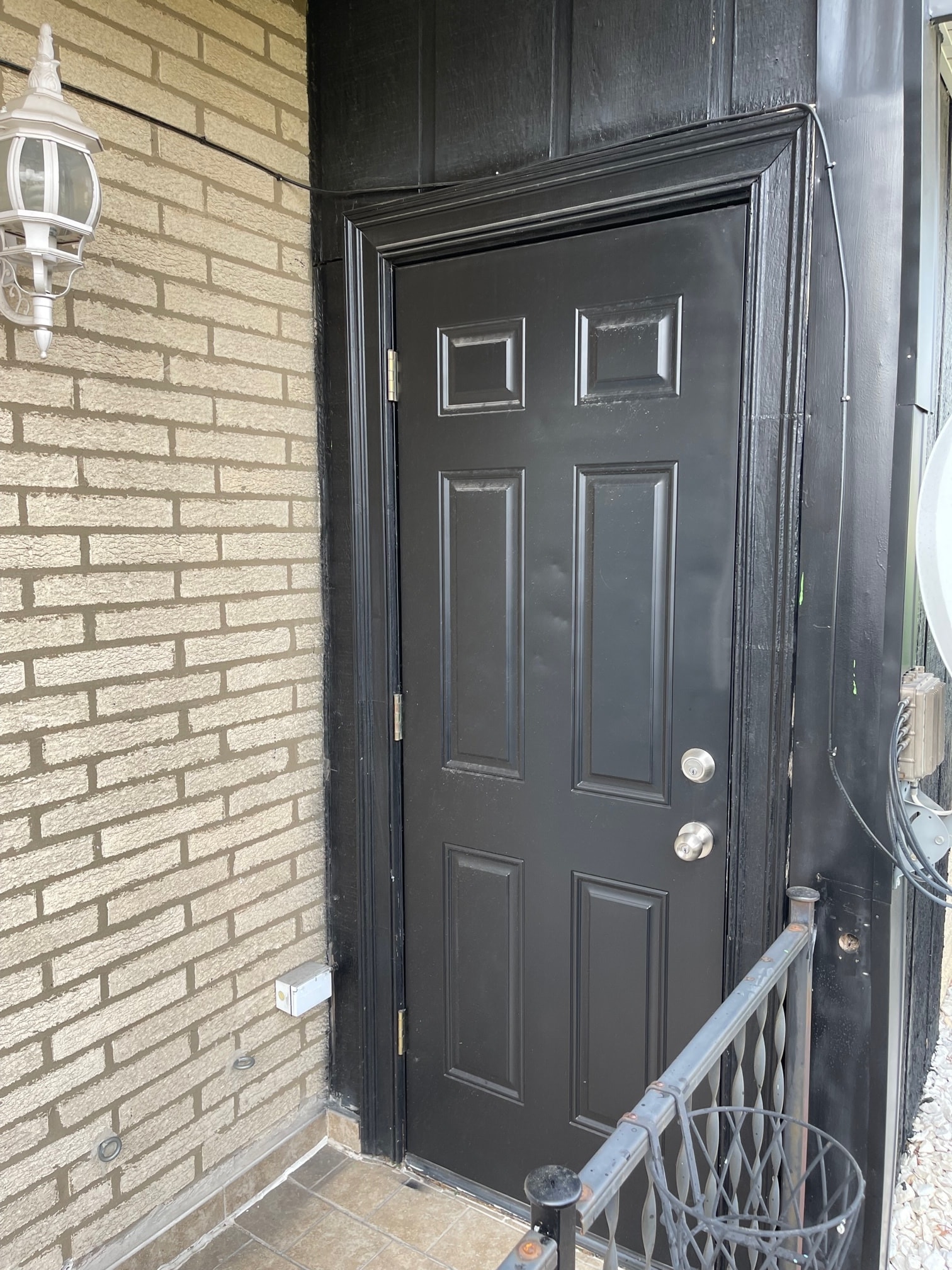OUTSIDE CLOSET - 7328 W 85th Plz