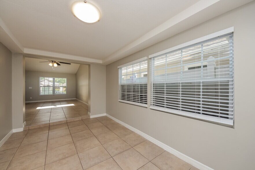 Building Photo - 520 Madrigal Ct