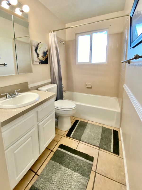 Building Photo - 11540 Sandy Creek Dr