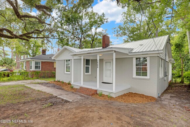 Building Photo - 2908 Broadway Ave