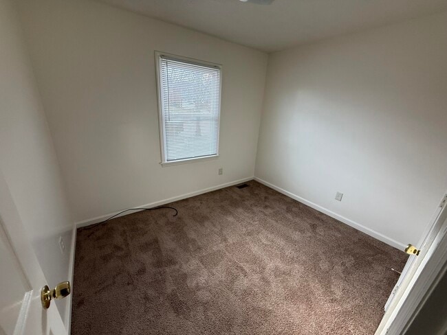 Building Photo - 2156 Deauville Dr