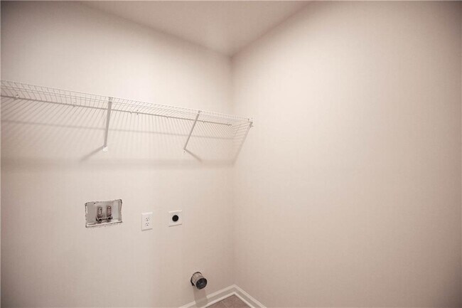 Building Photo - 4295 Almanor Cir