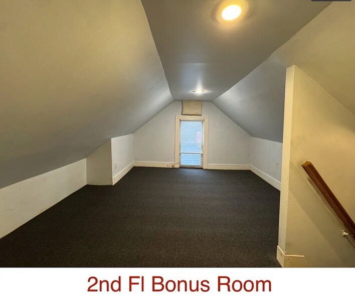 Building Photo - 10 S Kimball St
