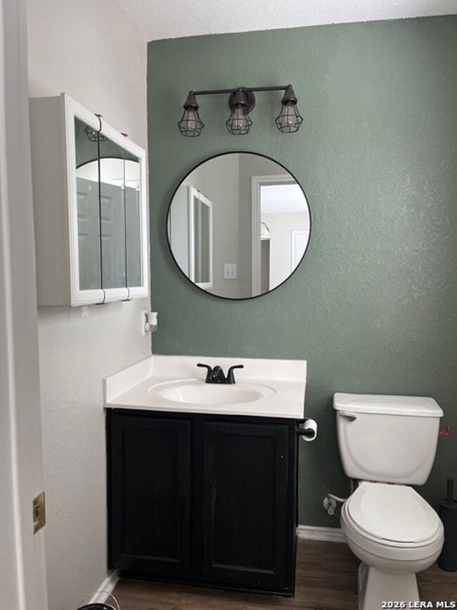 Building Photo - 434 Stable Vista