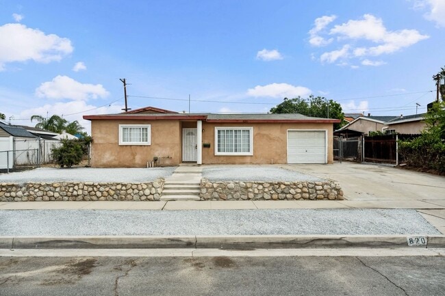Building Photo - 820 Carlotta Ct