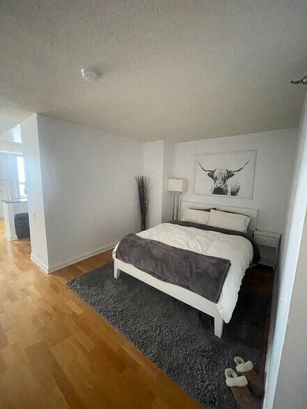 Bedroom - 474 N Lake Shore Dr