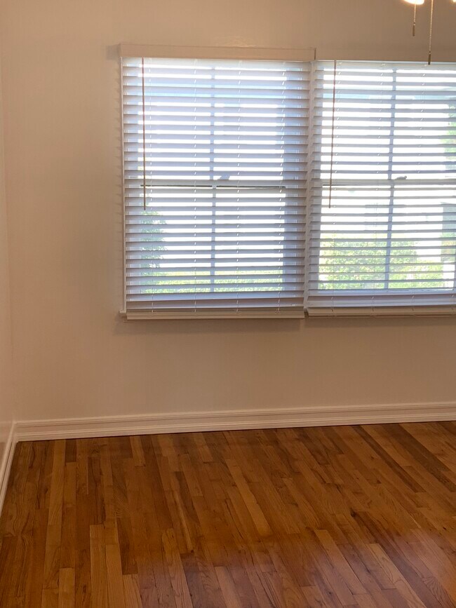 Bedroom - 3121 Arizona Ave