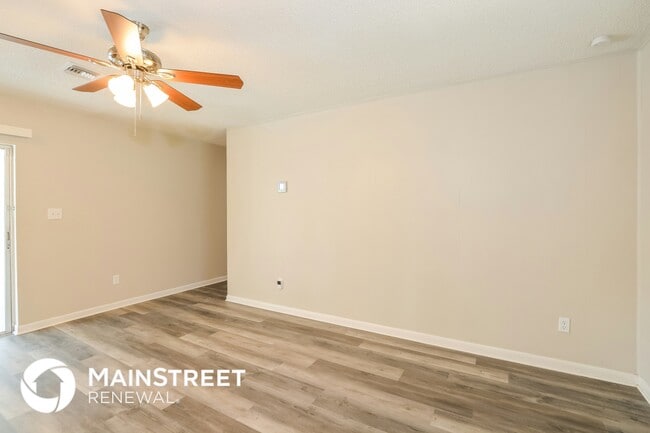 Building Photo - 7431 Portside Ct