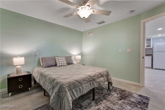Building Photo - 17054 Marina Cove Ln
