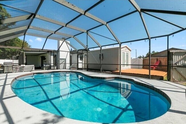 Building Photo - 2506 Bali Cir