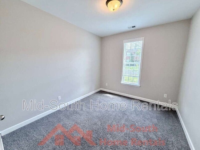 Building Photo - 7472 Kylan Dr