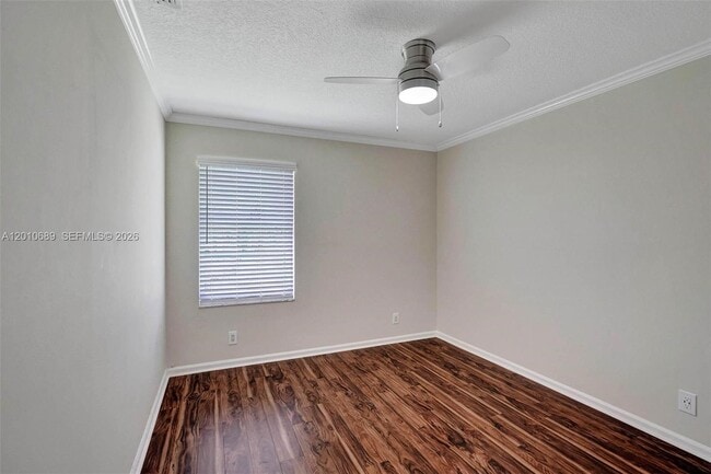 Building Photo - 10219 NW 48th Manor