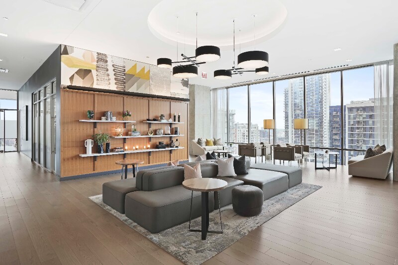 Building Photo - 227 W Hubbard St