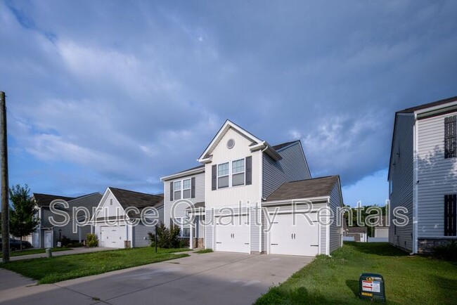 Building Photo - 250 Baybrook Ln