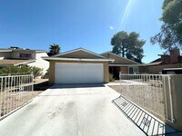 Building Photo - Charming Single-Story Home in Spring Valley
