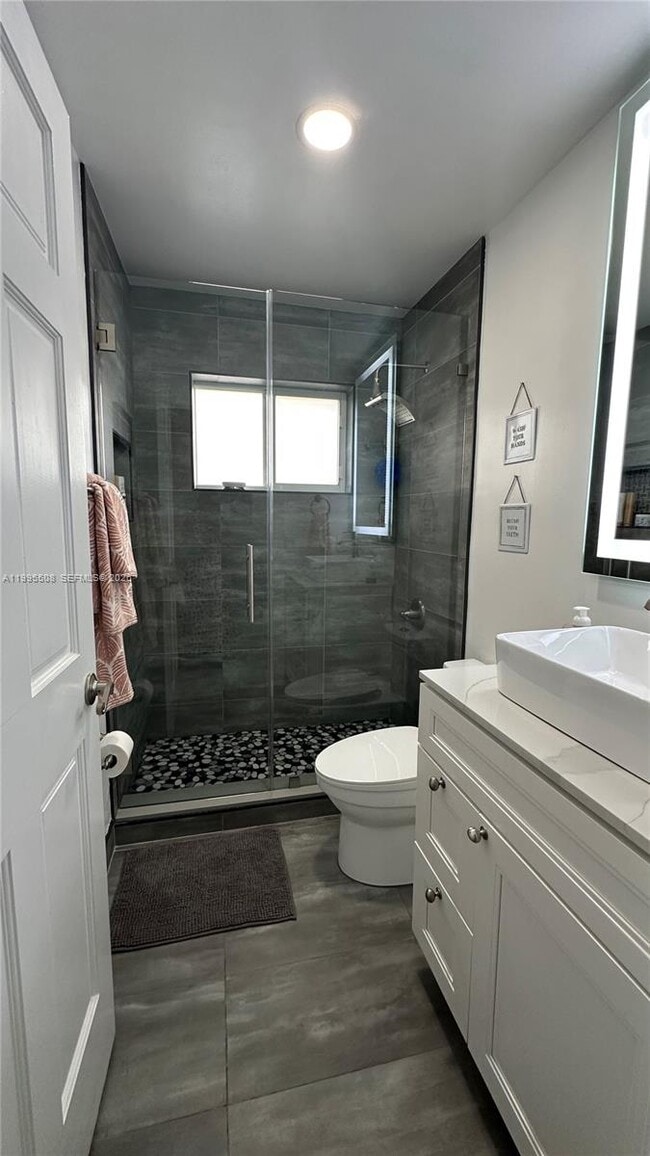 Building Photo - 13411 SW 17th Ct