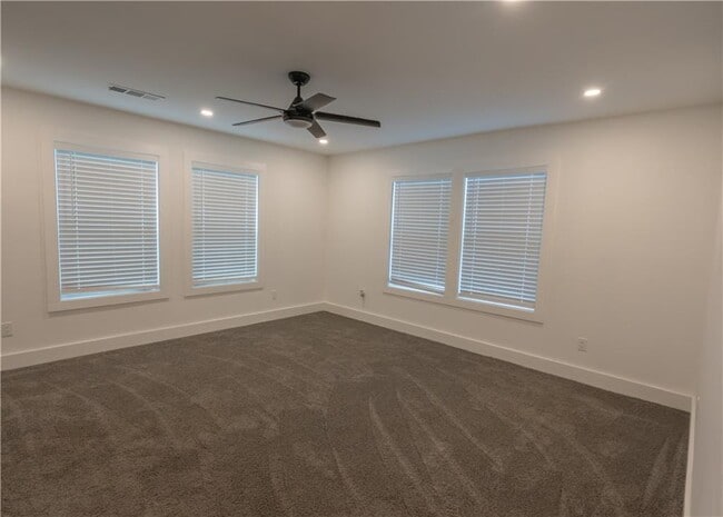 Building Photo - 3822 Bakers Ferry Rd SW