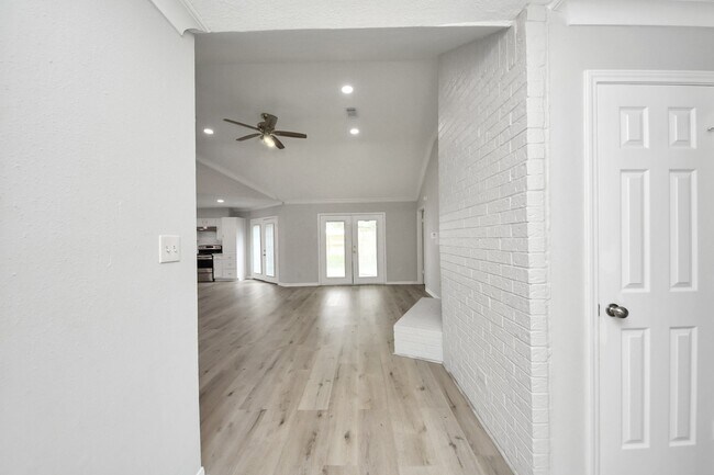 Building Photo - 2626 Elder Rd