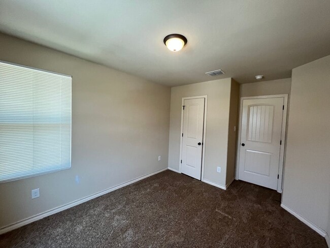 Building Photo - 6618 Mia Way