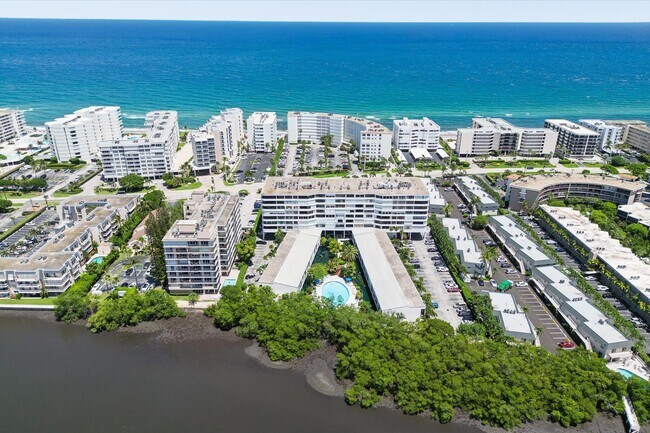 Building Photo - 3589 S Ocean Blvd