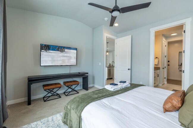 Building Photo - 1854 N High Uintas Ln