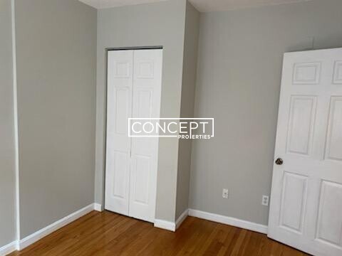 Building Photo - 224 Hanover St