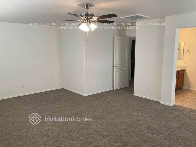 Building Photo - 28808 N Maravilla Dr