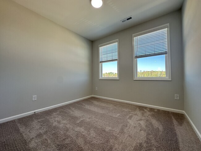 Building Photo - 2815 Carbondale Ct