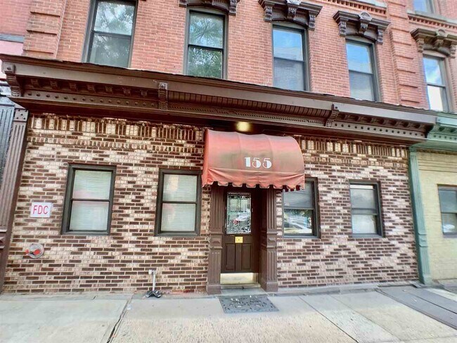 Building Photo - 155 14th St
