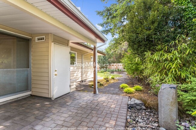 Building Photo - Your Mid-Century Dream Home: Three Bedrooms and an ADU Await!