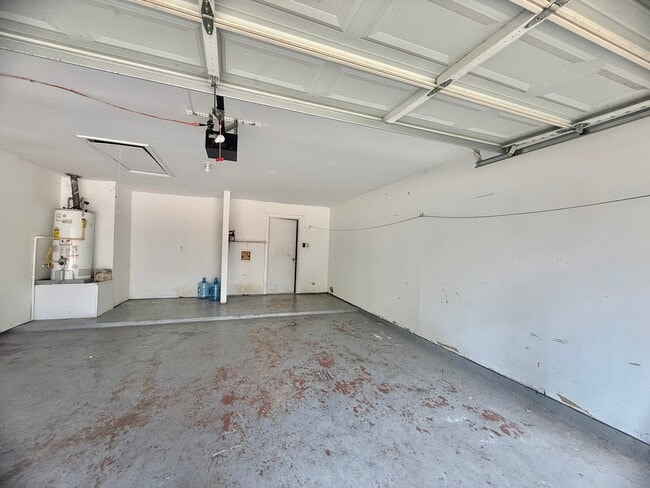 Building Photo - 3602 Brier Gardens Dr