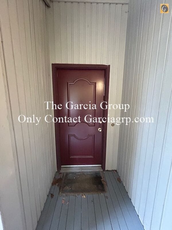 Building Photo - 315 Cervantes Cir