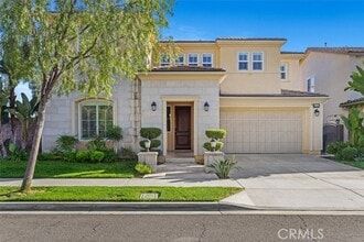 Building Photo - 2854 Alamitos Rd