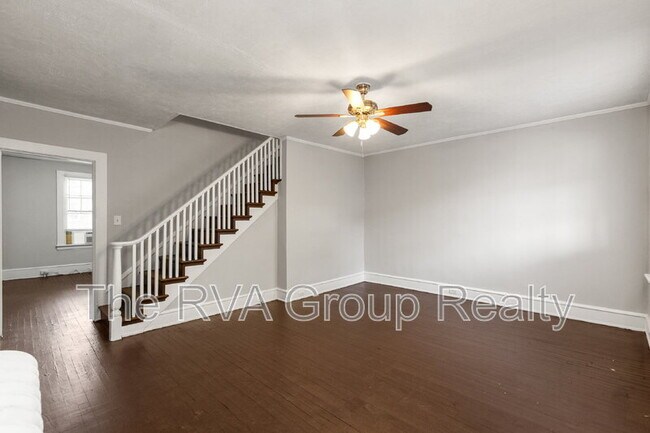 Building Photo - 2611 Grayland Ave