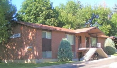 Building Photo - 646 N 600 E