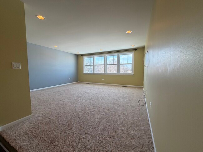 Building Photo - 3907 Nannyberry St